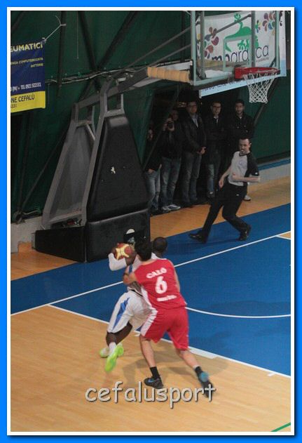 130323 Aquila 214_tn.jpg